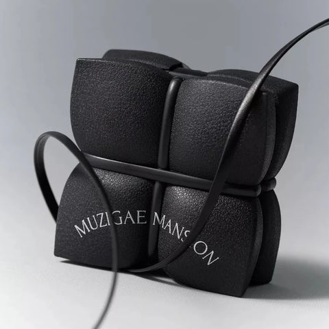 [MUZIGAE MANSION] Sleek Matt Cushion